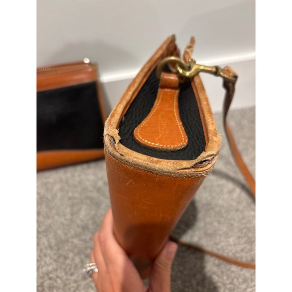 2 Vintage Dooney and Bourke TLC bags - Picture 4 of 7